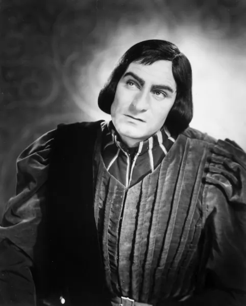 SHAKESPEARE: RICHARD III. Laurence Olivier in the title role of the 1956 film production of William Shakespeares Richard III