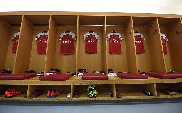 Arsenal Changing Room Before Europa League Clash with BATE Borisov