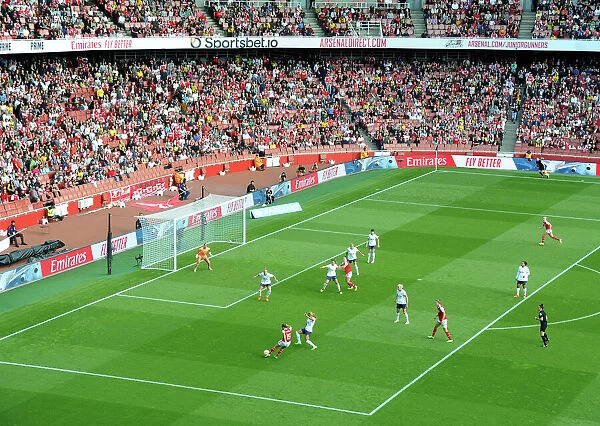 Arsenal vs. Tottenham: FA Womens Super League Showdown at Emirates Stadium (2022-23)