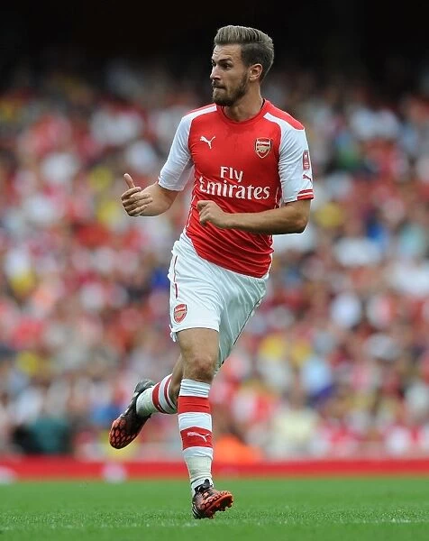 Arsenal's Aaron Ramsey in Action Against Benfica, Emirates Cup 2014