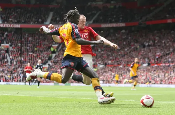 Arsenal FC Print: Sagna vs Rooney, 0-0 Draw at Old Trafford, May