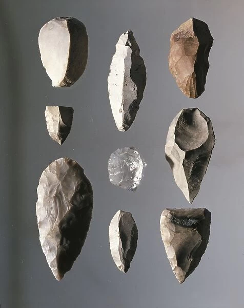 Arrow points, spear heads and scrapers from the excavations at Lisen and Ondranice