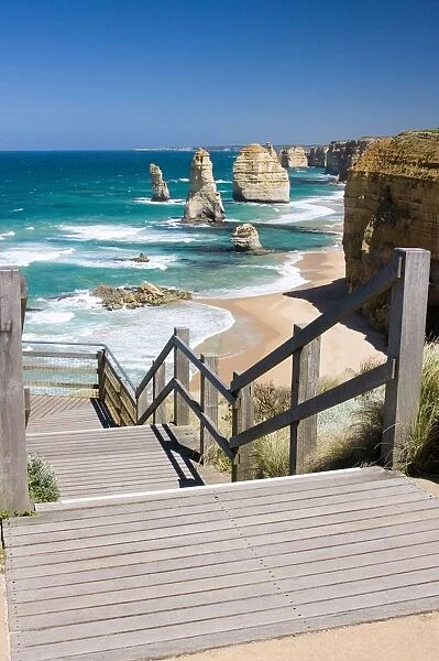 Australia, Victoria, Great Ocean Road, Port Campbell Coastal Park, Twelve Apostles, wooden staircase leading down to beach