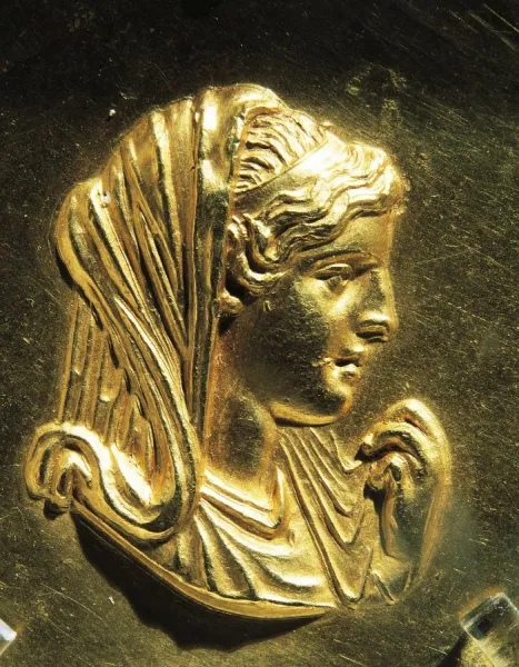 Gold medallion depicting Olympias, wife of king of Macedonia, Philip II, mother of Alexander the Great