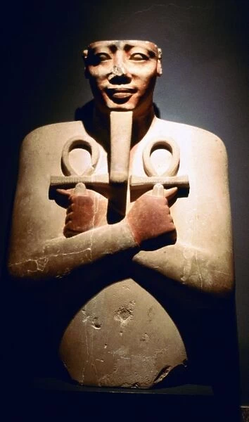 Statue of Egyptian pharaoh Tuthmosis III (1479-1447) at Luxor: 18th Dynasty. Note