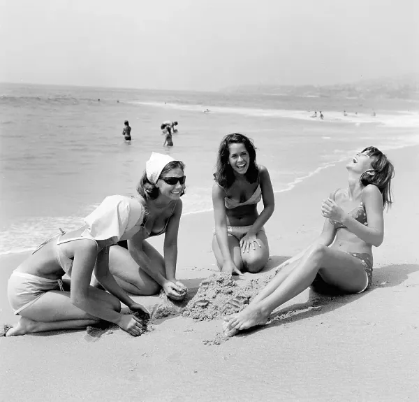California Beach Girls Print - Newport Beach, CA 1965. Art Prints