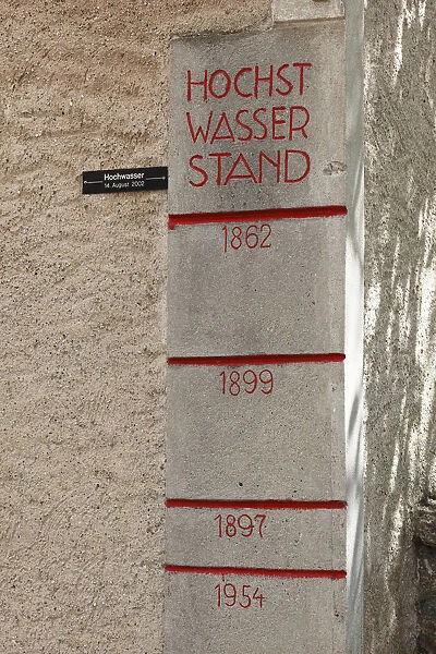 Flood level sign, Duernstein, Wachau valley, Waldviertel region, Lower Austria, Austria, Europe
