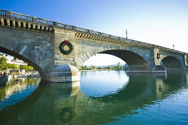 London Bridge with holiday wreaths, Arizona, USA