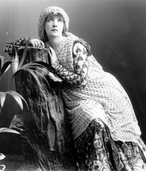 Sarah Bernhardt Print Framed Photos Premium Framing