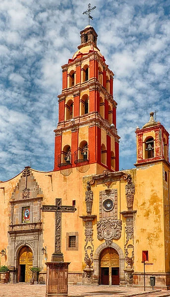 Templo de Santo Domingo (Santo Domingo church) - Queretaro, Mexico