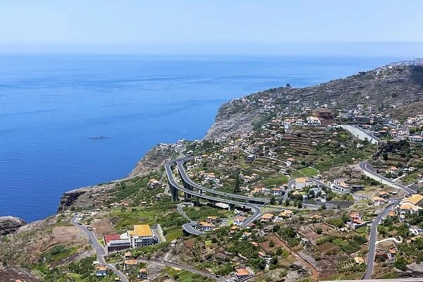 View of Quinta Grande with the motorway on the coast towards Funchal, Funchal Pico dos Barcelos, Quinta Grande, Ilha da Madeira, Portugal