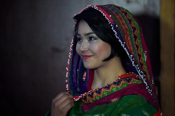 Fashion-Afghanistan-Farhangsara