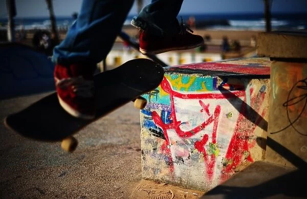 South Africa-Theme-Grafitti-Skateboarding