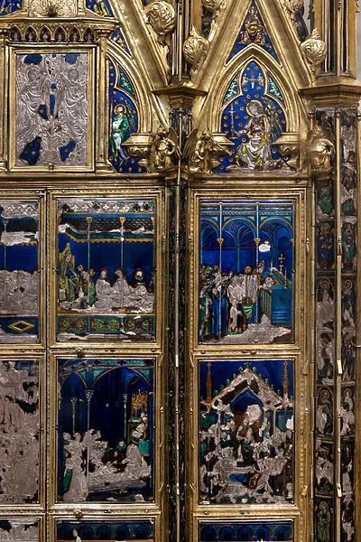 Alberi Library: the Reliquary of the Corporal, detail, c. 1330