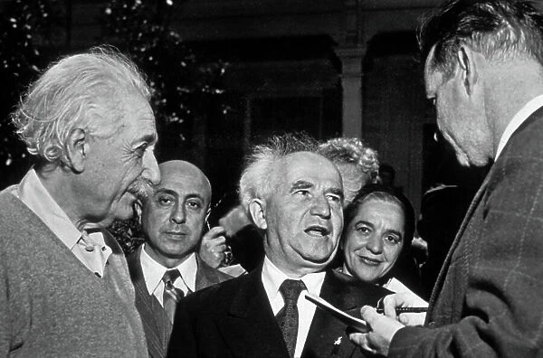 Albert Einstein and the major Zionist leader David Ben Gourion, c. 1950's (b / w photo)