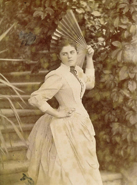 Baroness Marie Alexandrine 'Mary' von Vetsera (19 March 1871 - 30 January 1889) (photo)