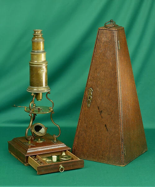Culpeper Type Microscope, English, 18th century (brass)