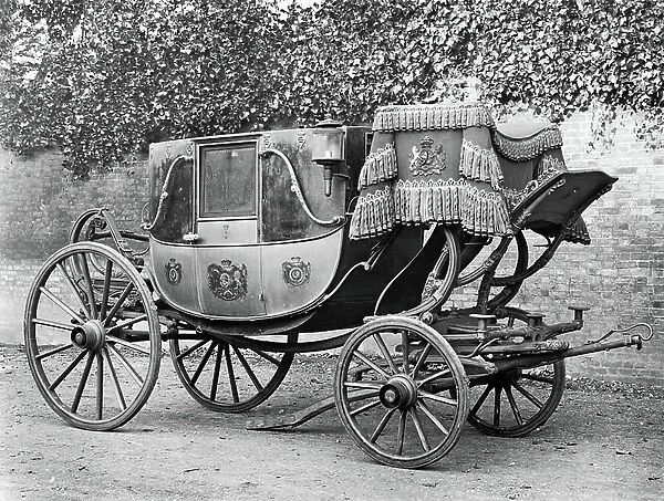 A family coach, Syon House, from The English Country House (b / w photo)