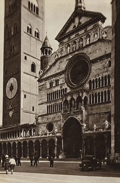 Italy: Cremona, Duomo (b  /  w photo)