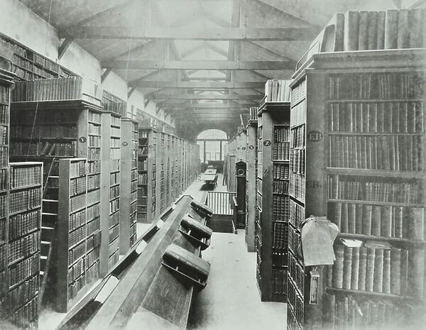 Library, Sion College, Victoria Embankment, City of London, 1885 (b  /  w photo)