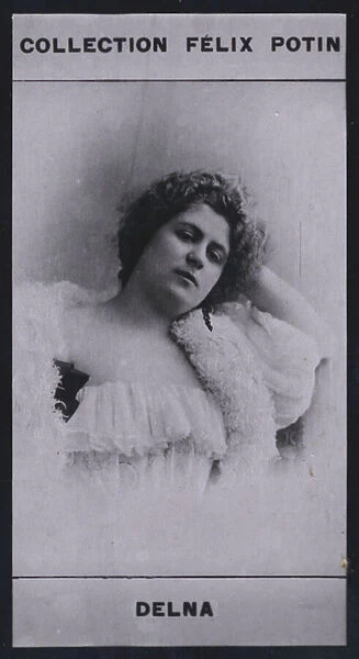 Marie Delna (1875) (b  /  w photo)