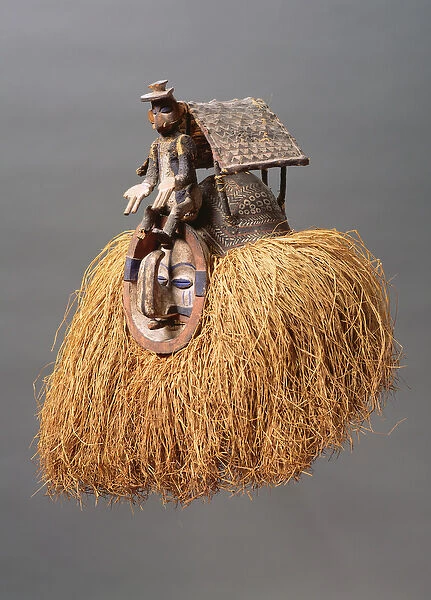 Image of Basket, before 1853 (fibre, shell beads and cordage) by