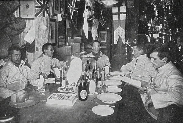 The Midwinters Day Dinner, 22nd June 1912 (b  /  w photo)