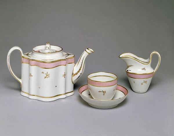 New Hall teapot, jug, cup and saucer with enamel and gilt decoration, c