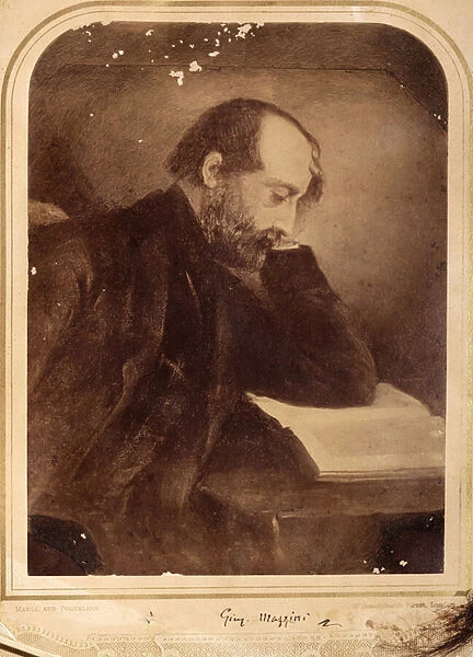 Portrait of Giuseppe Mazzini, with autograph (b  /  w photo)