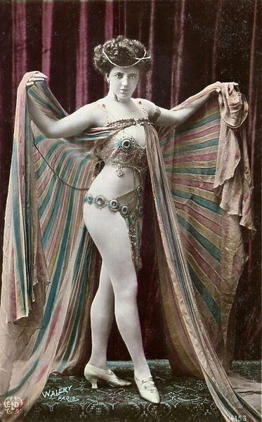 Postcard depicting an oriental dancer (coloured photo)