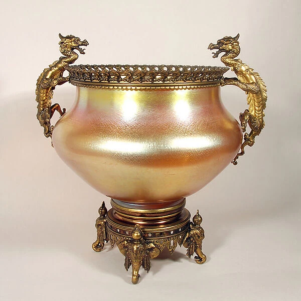 Punch bowl, circa 1909 (Favrile glass and brass)
