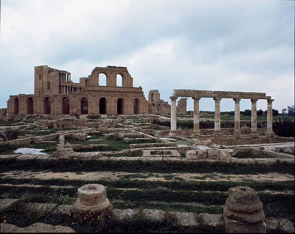 Roman theater and peristyle house, 2nd-3rd century