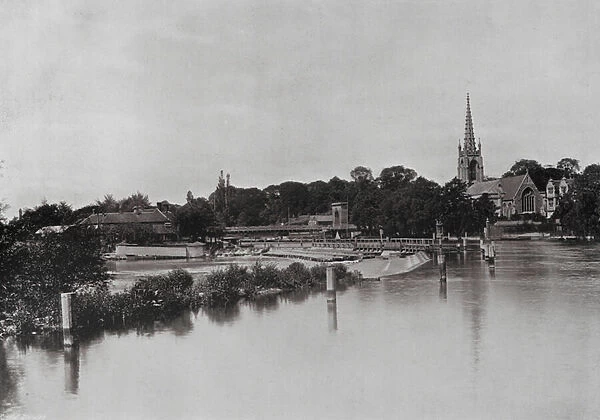 Thames at Great Marlow, Looking West from Lock (b  /  w photo)
