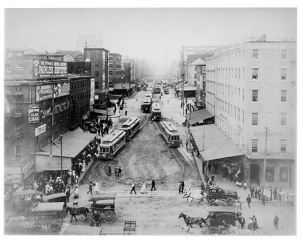 Trolley Turn-A-Round on Market Street, Philadelphia, c. 1910 (b  /  w photo)