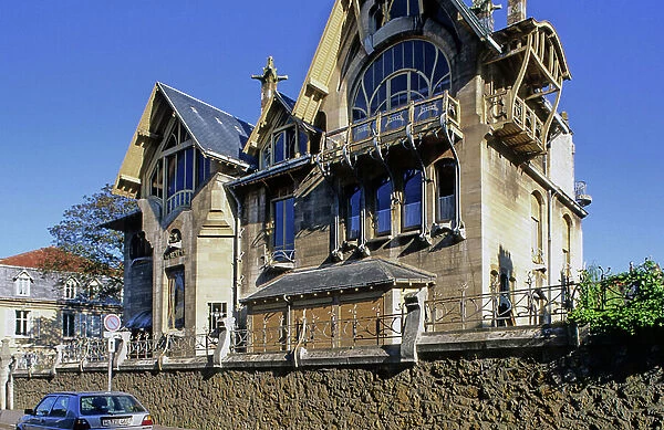 Villa Majorelle, 1 Rue Majorelle (architect Henri Sauvage, 1902) in Nancy (Meurthe et Moselle). In Nancy, Art Nouveau takes the name of Ecole de Nancy, or Alliance provincial des industries d'art