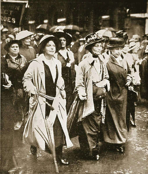The Women's Right to Serve Demonstration: Mrs. Pankhurst and Friends, from The Illustrated War News, 1915 (b / w photo)