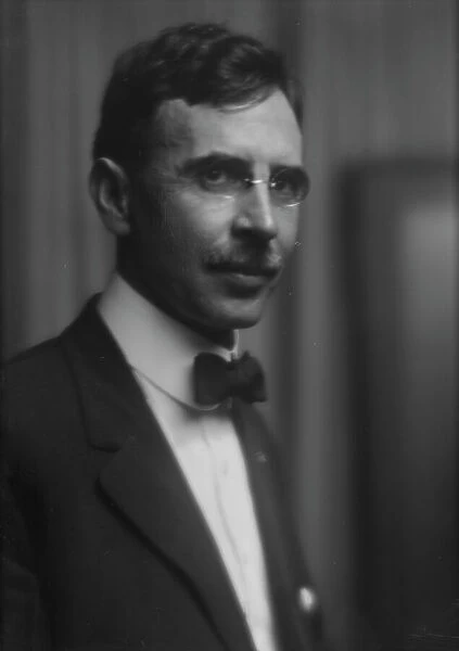 Jones, L.B. Mr. portrait photograph, 1913. Creator: Arnold Genthe