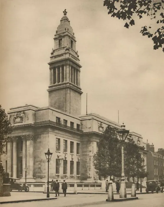 Framed Print : Heritage Images Print: Marylebone Town Hall, c1920 Framed Print : Heritage Images Print: Marylebone Town Hall, c1920