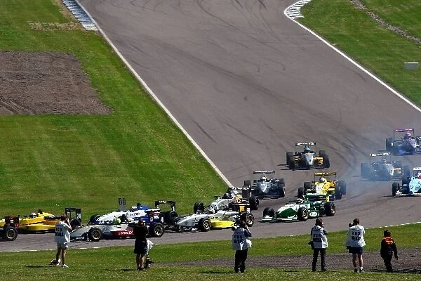 British Formula Three Championship: Action at the start of the first race