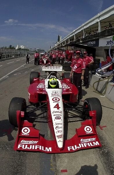 Bruno Junqueira moments before the beginning of qualifying for the Molson Indy Montreal