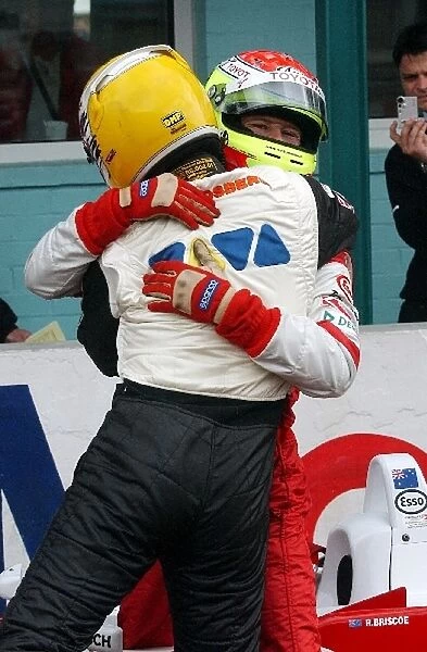 Race winner Ryan Briscoe (AUS), Prema Powerteam, Dallara-Opel and Nico Rosberg (FIN)