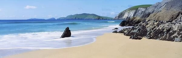Coumeenoole Beach, Dingle Peninsula, County Kerry, Ireland