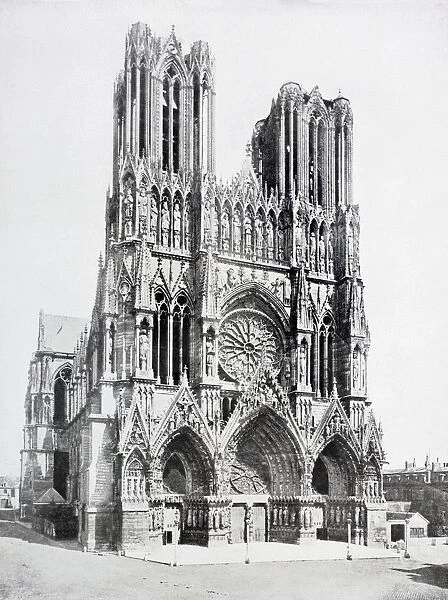 Main Facade Of Notre-Dame De Reims (Our Lady Of Rheims) Cathedral, France, As Seen In The Early 20Th Century, Before It Was Damaged In The First World War. From La Esfera, 1914