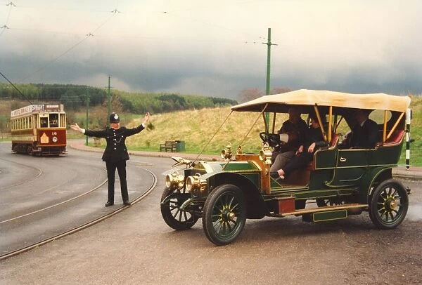 The 1906 Armstong Whitworth driven by Harry Smith and passenger his wife Mary is given