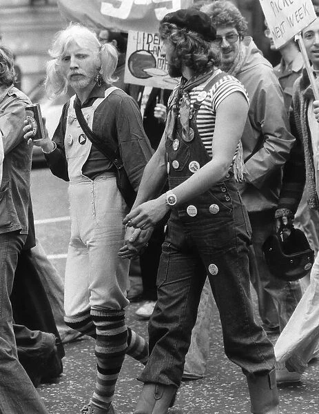 1977 Gay Pride March through London to Hyde Park A©Mirrorpix