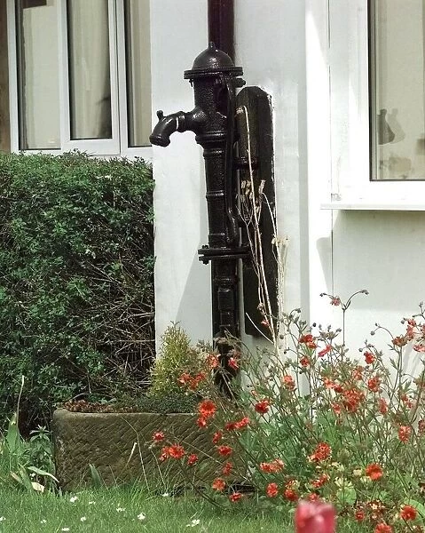 A circa 1800 water pump in Boat Lane, Catherine de Barnes near Solihull
