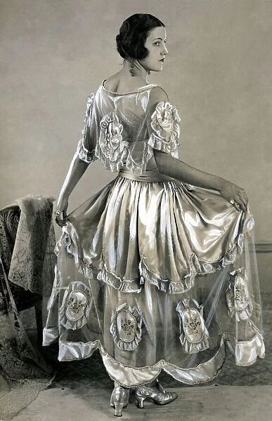 Fashion 1920s - Evening Gown - March 1923 Young girls frock with medallions of hand