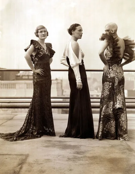 Fashion 1930s Models Wearing long evening dresses September 1933 1930s