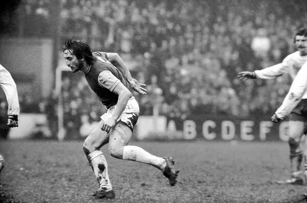 Football: West Ham vs. Burnley F. C. March 1975 75-01462-024