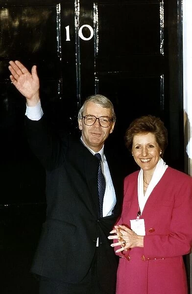 John Major, with his wife Norma, is returned to No 10 Downing Street